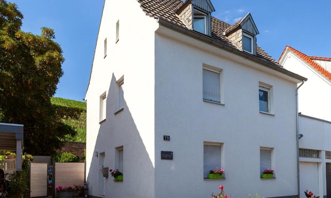 Ahrweiler Apartment | Ferienwohnung Emmi
