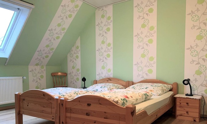 Butjadingen Apartment | Ferienwohnung Groen - Appartement/fewo, Dusche, WC, 3 Schlafräume