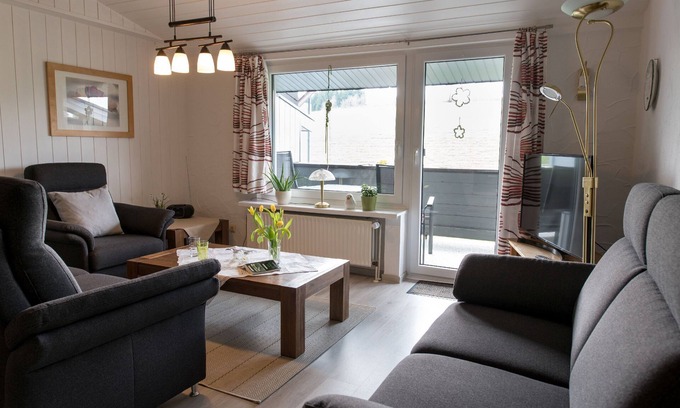 Herscheid Apartment | Ferienwohnung 1, 60qm, 2 Schlafzimmer, Max. 4 Personen