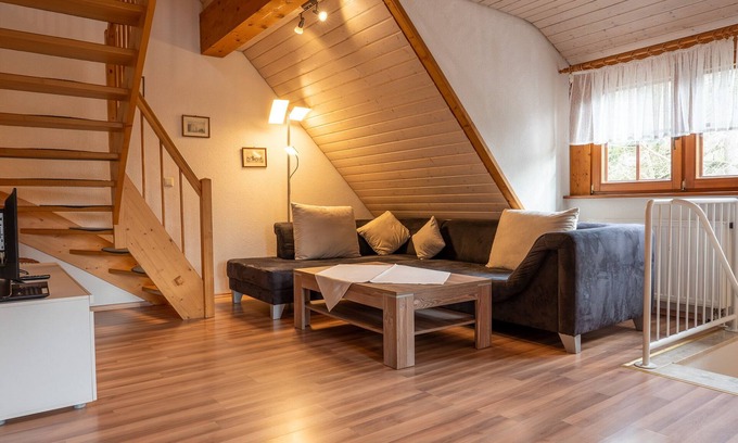 Staufen im Breisgau House | Ferienwohnung 60 qm, 2 Schlafzimmer, max. 4 Personen