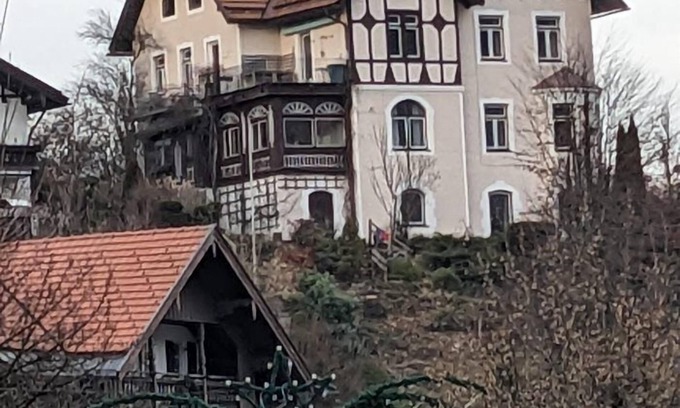 Kiefersfelden Apartment | Ferienwohnung 87qm mit Balkon für Max. 4 Personen