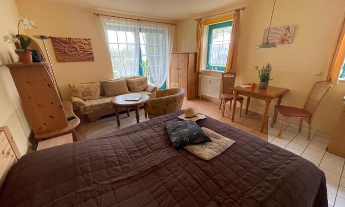 Seedorf Apartment | Ferienwohnung #9 Am Neuensiener See - Seedorf