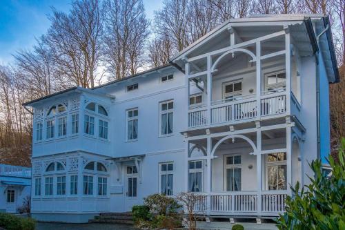 Binz Apartment | Ferienwohnung 9 Villa Eden