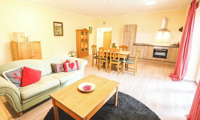 Wentow Condo | Ferienwohnung "alpin 2" in Seenähe und Absoluter Ruhe. Hunde Willkommen