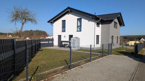Garz Apartment | Ferienwohnung Am Kleinen Haff