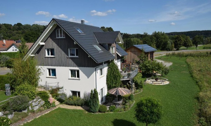 Salem Apartment | Ferienwohnung am Obstgarten
