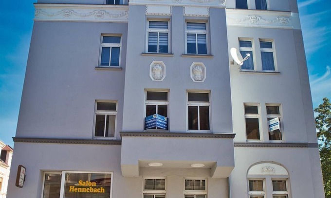 Plauen Apartment | Ferienwohnung August - Fewo, Dusche, WC, 1 Schlafraum