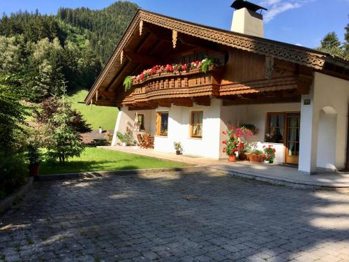 Mayrhofen Apartment | Ferienwohnung Bacher Oberkumbichl 900