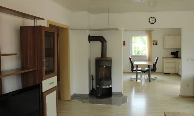 Wilgartswiesen Apartment | Ferienwohnung Beck - apartment/apartment, shower and bathtub, balcony