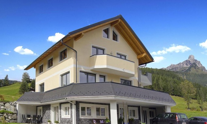 Filzmoos Apartment | Ferienwohnung Bergblick