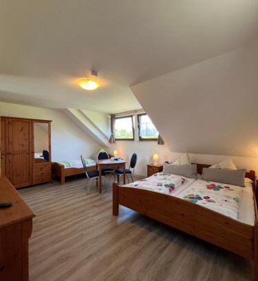 Lahnstein auf der Hohe Apartment | Ferienwohnung Burg Maus