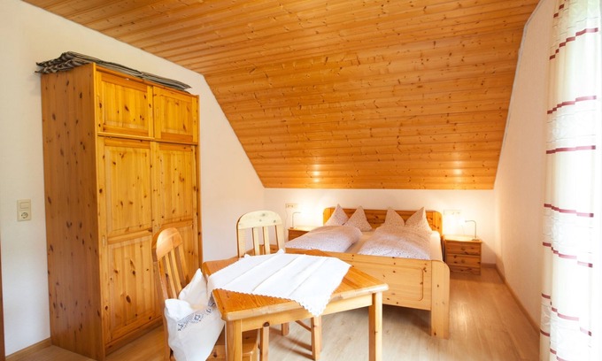 Winden im Elztal Apartment | Ferienwohnung, Morgensonne mit 25qm, 1 Wohn-/Schlafraum, für maximal 2 Personen