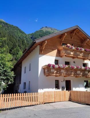 Sankt Leonhard im Pitztal Apartment | Ferienwohnung Eiter Manuela