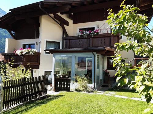 Laengenfeld Apartment | Ferienwohnung Eva