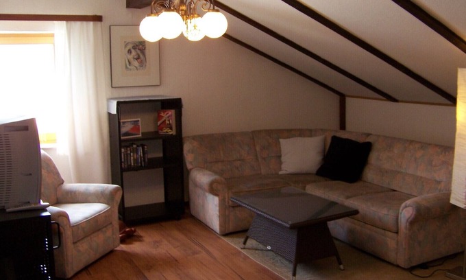 Flanitz Apartment | Ferienwohnung für 2 - 4 Personen für Familien oder Gruppen.