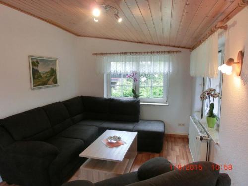 Reinhardtsdorf-Schoena Apartment | Ferienwohnung Falkennest