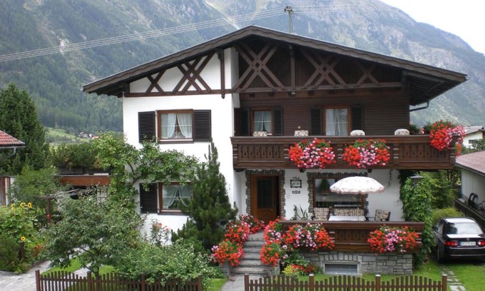 Huben House | Ferienwohnung Familie Höfler