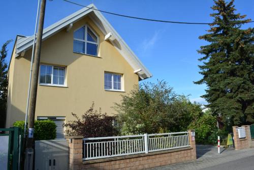 Floridsdorf Apartment | Ferienwohnung Florian 2 In Bezirk 21 Floridsdorf