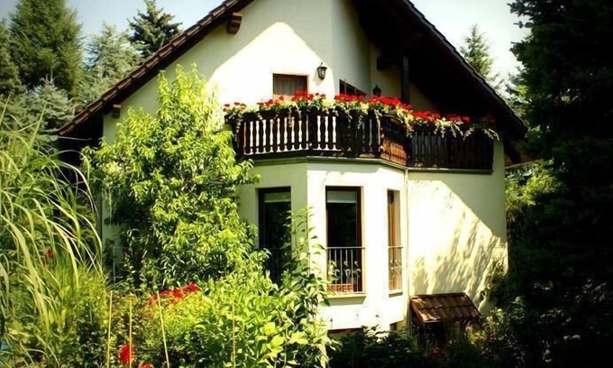 Leubnitz-Neuostra Apartment | Ferienwohnung "Ginkgo II" Dresden