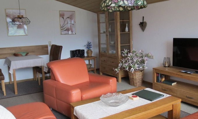 Neumagen-Dhron Bed & Breakfast | Ferienwohnung Glockenblume für 2 Pers. und 2 Schla - Landhaus Mosel/Haus Berghof