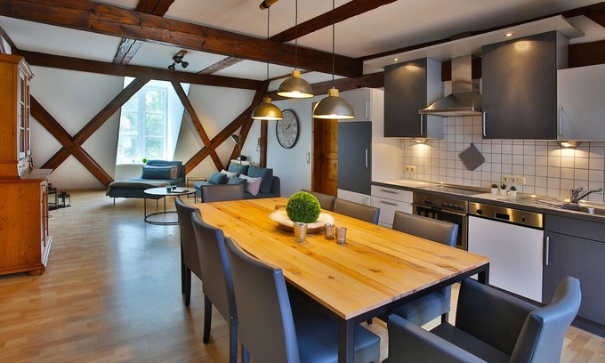 Klosterlangheim Apartment | Ferienwohnung Heuboden mit Zwei Schlafzimmer
