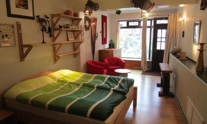 Ostliche Altstadt Apartment | Ferienwohnung-im-mauerbluemchen