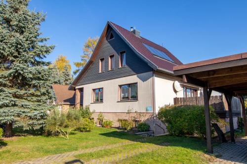 Freest Apartment | Ferienwohnung im Souterrain