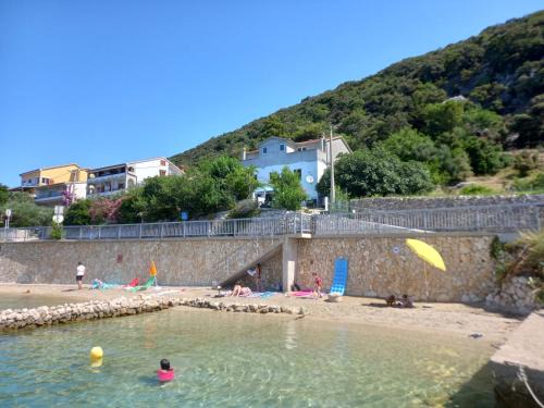 Rab Town Apartment | Ferienwohnung in Supetarska Draga (3750)