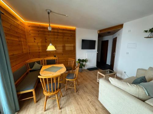 Steibis Apartment | Ferienwohnung Karo