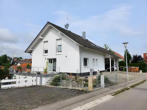 Huefingen Apartment | Ferienwohnung Ketterer