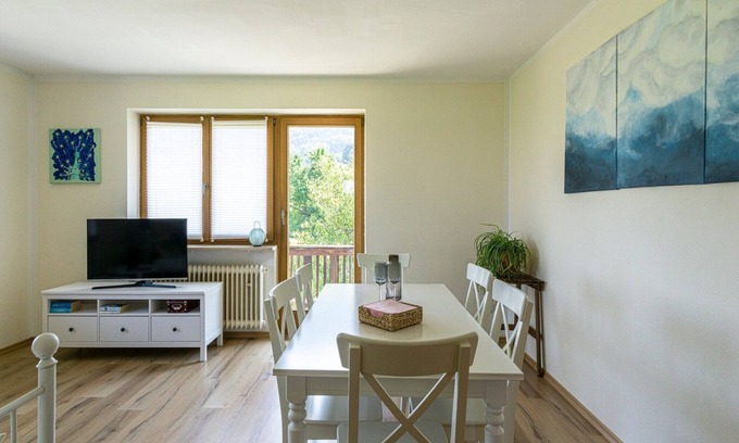 Kleinholzhausen Apartment | Ferienwohnung Kleine Auszeit, 70 qm, Obergeschoss, Südbalkon