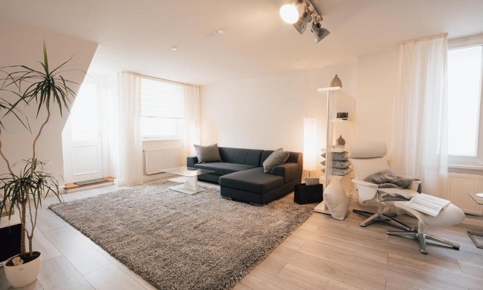 Detmold Apartment | Ferienwohnung Leonie nahe Detmold Zentrum