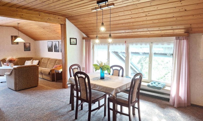 Frauenau Apartment | Ferienwohnung mit Balkon