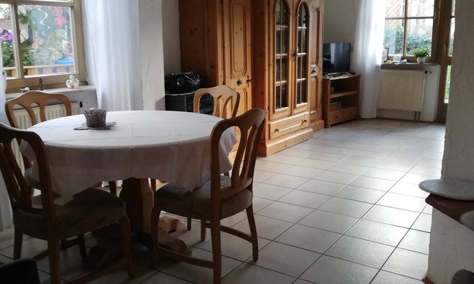Karlstadt Apartment | Ferienwohnung mit Kamin