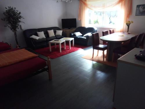 Hildesheim District Apartment | Ferienwohnung - Monteurzimmer Sibbesse