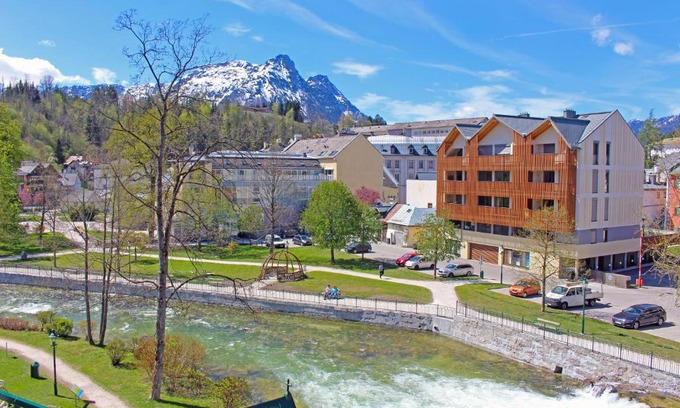 Bad Aussee Apartment | Ferienwohnung Narzisse - City Appartement im Kurpark Bad Aussee