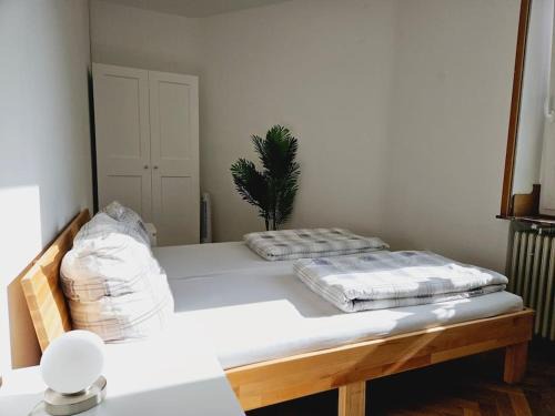 Oberhausen Apartment | Ferienwohnung Oberhausen Sterkrade nahe Westfield CentrO
