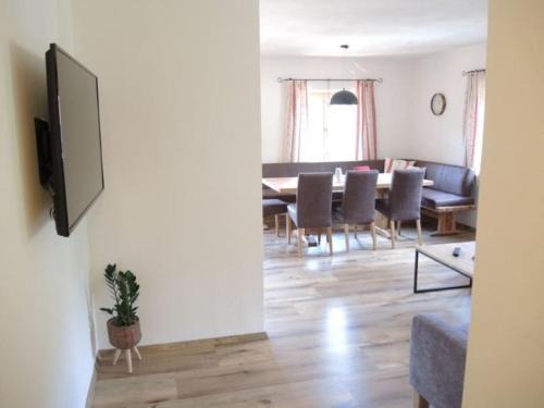 Lofer Apartment | Ferienwohnung Ochsenhorn in Lofer 100 m²/4-8 P.