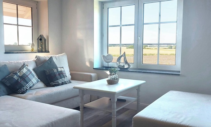 Winnemark Apartment | Ferienwohnung Ostwind - Schleinah, Balkon, Terrasse, Garten, 2 Duschbäder