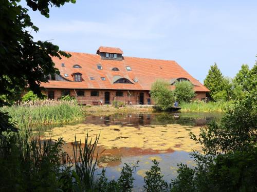 Neu Bartelshagen Apartment | Ferienwohnung Parkblick mit 3 Schlafzimmern, cleaning included