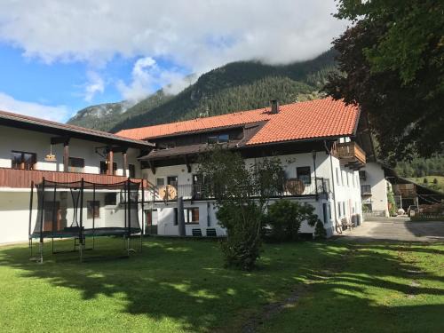 Bichlbach Apartment | Ferienwohnung Pony Ziegen Hasen Ranch In Bichlbach