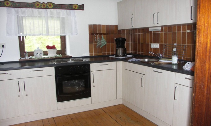 Kollnburg Apartment | Ferienwohnung Quellenhof "Altes Bauernhaus"