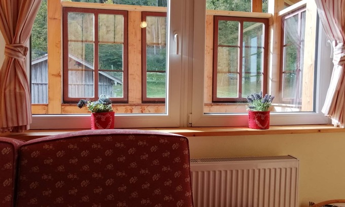 Weissbach Apartment | Ferienwohnung Schutzhütte im Dopplerhof 1.OG 74qm, 1 Schlafzimmer