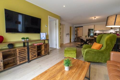 Heringhausen Apartment | Ferienwohnung Waldblick mit Terrasse und Garten - familienfreundlich