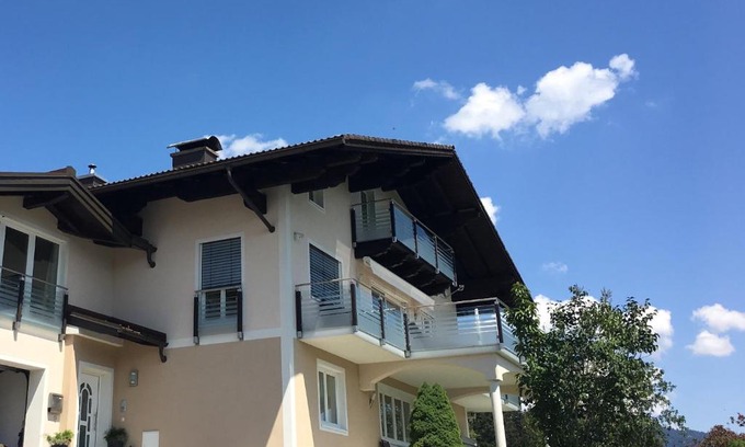 Abtenau Apartment | Ferienwohnung Windhof