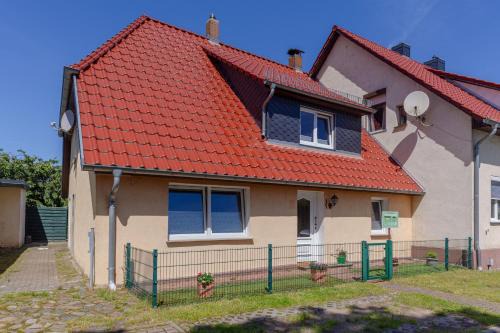 Kroeslin Apartment | Ferienwohnungen an der Marina