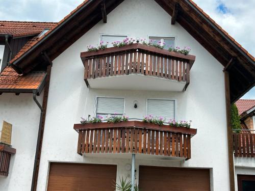 Hochbuch Apartment | Ferienwohnungen Meyer