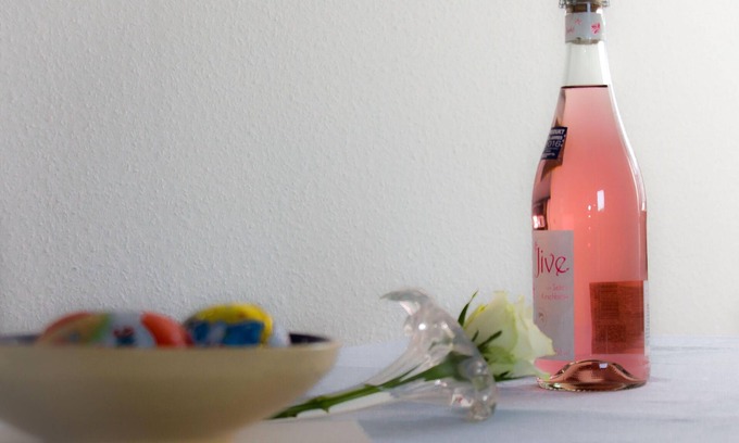 Neue Tiefe Apartment | Ferienwohnungen Neue Tiefe - Wohnung Kleiderbügel