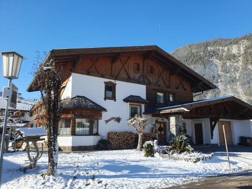 Scharnitz Apartment | Ferienwohnungen Riedl