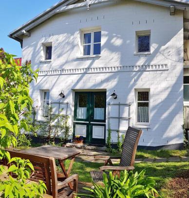 Thiessow Apartment | Ferienwohnungen Unter den Linden